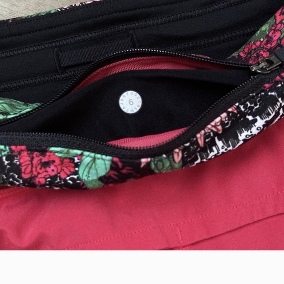 [Lululemon] Speed Up Short *2.5" Fuchsia Pink / Zen Garden Multi 6 like new - Picture 6 of 10